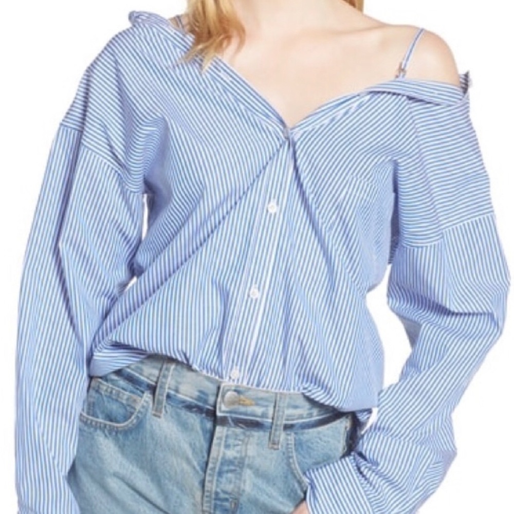 CAARA Show Your Shoulders Button Down Size L